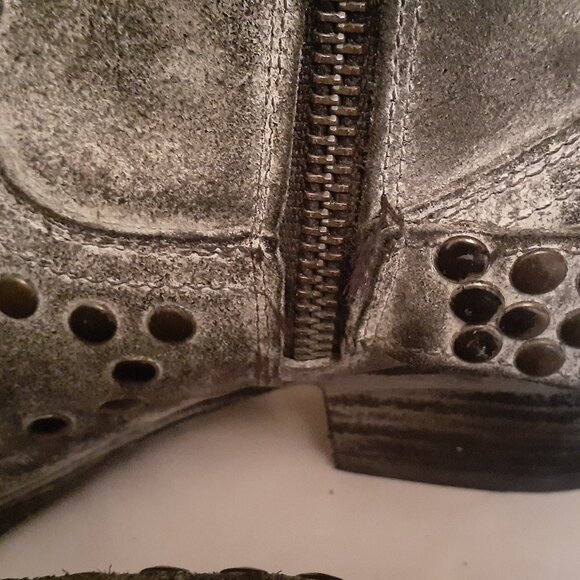 Circle G Leather Studded Western Booties - Picture 9 of 14